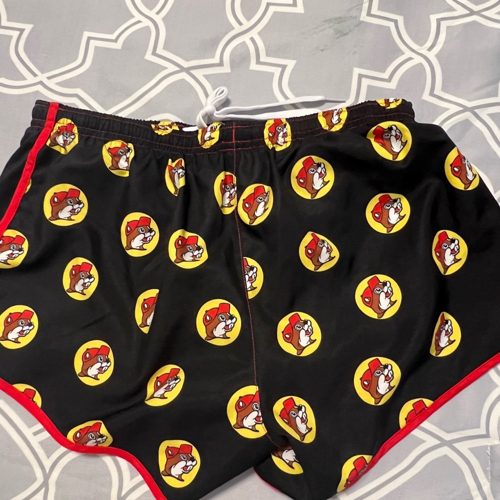 Bucee’s black shorts
